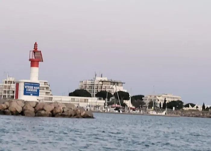 La Cigale De Mer A 100 M De La Plage Et Du Centre Ville Du Grau Du Roi